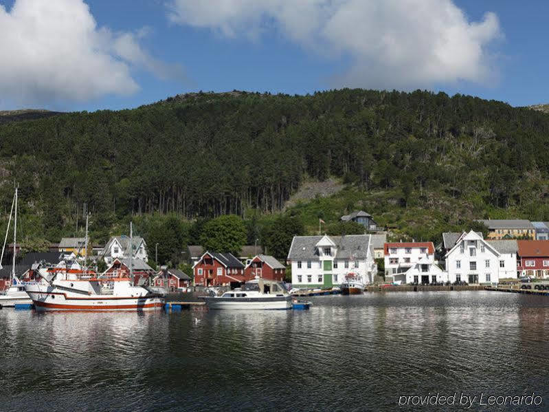 Hotel Knutholmen Kalvåg Exterior foto